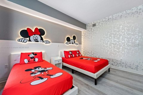 Condominio en venta en Kissimmee, Florida, 3 dormitorios № 1809687 - foto 25