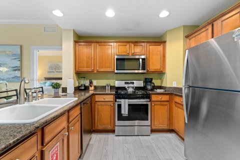 Condominio en venta en Kissimmee, Florida, 3 dormitorios № 1809687 - foto 17