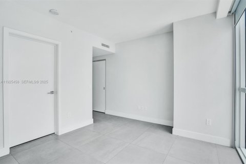 Condo in Miami, Florida, 2 bedrooms  № 1984008 - photo 10