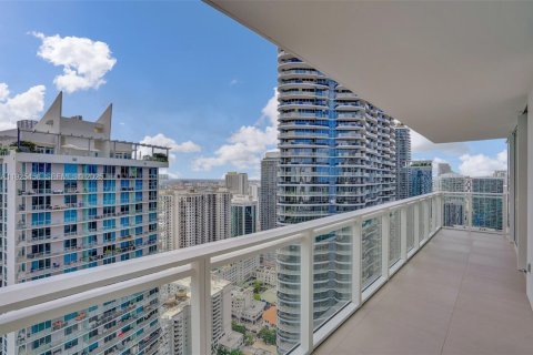 Condo in Miami, Florida, 2 bedrooms  № 1984008 - photo 22