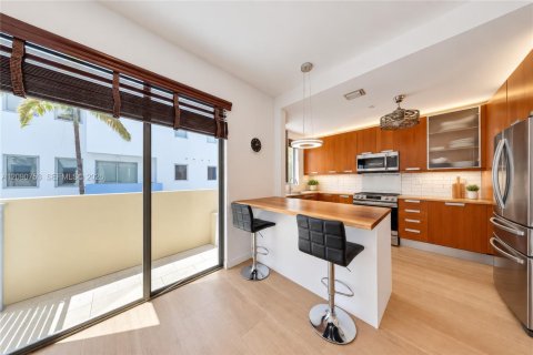 Copropriété à vendre à Miami Beach, Floride: 4 chambres, 249.16 m2 № 2395158 - photo 19