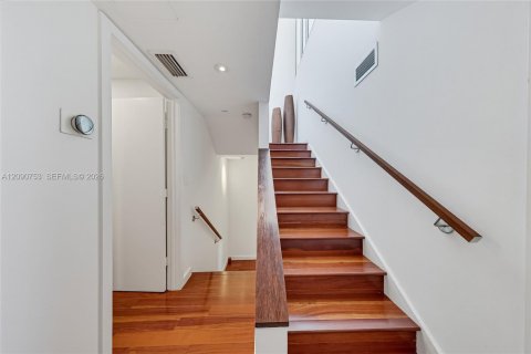 Copropriété à vendre à Miami Beach, Floride: 4 chambres, 249.16 m2 № 2395158 - photo 16