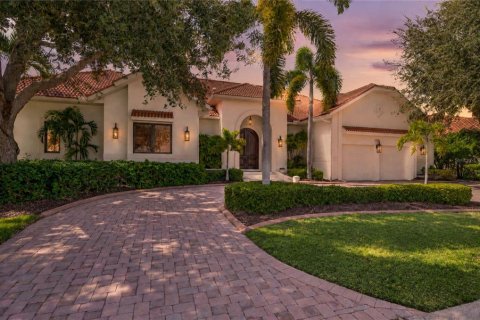 Casa en venta en Punta Gorda, Florida, 5 dormitorios, 493.31 m2 № 2424217 - foto 2