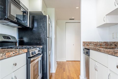 Appartement à louer à Miami Beach, Floride: 1 chambre, 67.35 m2 № 1955850 - photo 7