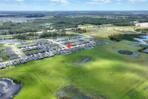 Casa en venta en Davenport, Florida, 3 dormitorios, 144.93 m2 № 1408000 - foto 2