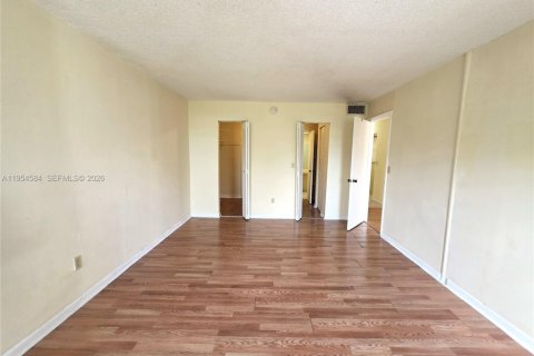 Copropriété à vendre à Lauderhill, Floride: 1 chambre, 68.28 m2 № 2075224 - photo 8