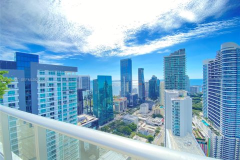 Condominio en alquiler en Miami, Florida, 2 dormitorios, 85.56 m2 № 2085590 - foto 23