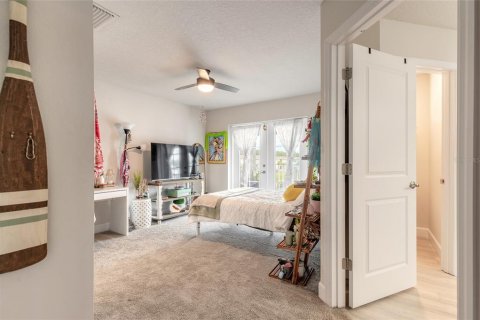 Villa ou maison à vendre à New Smyrna Beach, Floride: 4 chambres, 217.21 m2 № 2402929 - photo 18