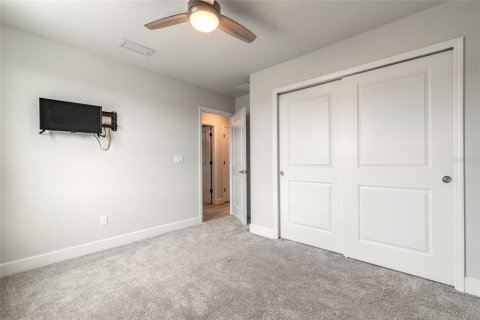 Villa ou maison à vendre à New Smyrna Beach, Floride: 4 chambres, 217.21 m2 № 2402929 - photo 16