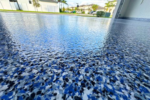 House in Miramar, Florida 4 bedrooms, 266.91 sq.m. № 1879002 - photo 20