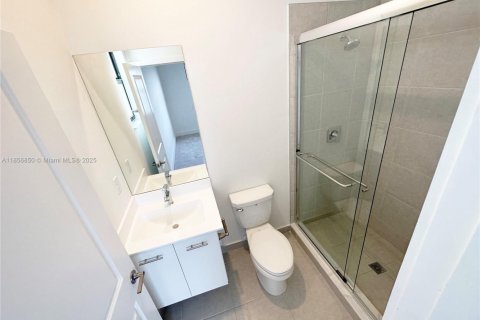 House in Miramar, Florida 4 bedrooms, 266.91 sq.m. № 1879002 - photo 17
