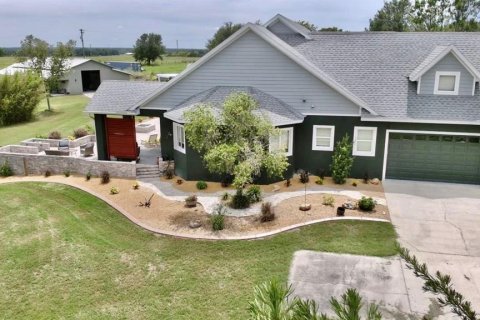 Villa ou maison à vendre à Dade City, Floride: 3 chambres, 303.42 m2 № 2134337 - photo 4