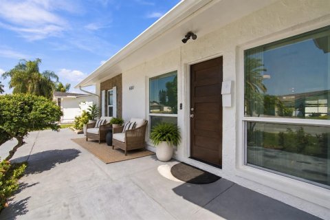 Villa ou maison à vendre à New Port Richey, Floride: 3 chambres, 158.03 m2 № 2395643 - photo 4