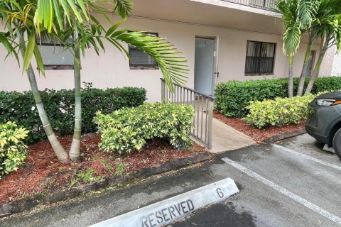 Condominio en venta en Sunrise, Florida, 2 dormitorios, 73.39 m2 № 2240574 - foto 5