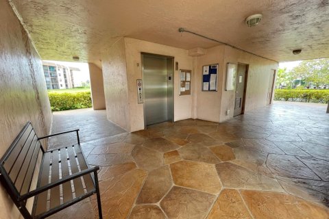 Condominio en venta en Sunrise, Florida, 2 dormitorios, 73.39 m2 № 2240574 - foto 23
