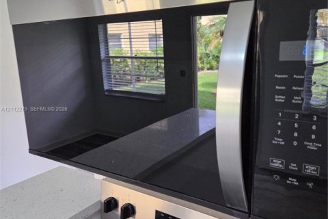 Copropriété à louer à Oakland Park, Floride: 1 chambre, 39.67 m2 № 2432255 - photo 8