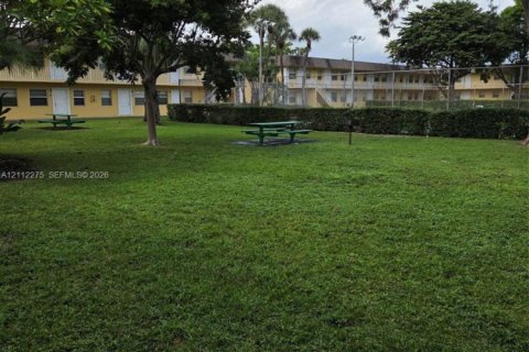 Copropriété à louer à Oakland Park, Floride: 1 chambre, 39.67 m2 № 2432255 - photo 16