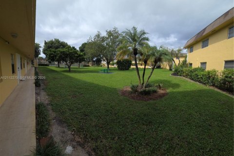 Copropriété à louer à Oakland Park, Floride: 1 chambre, 39.67 m2 № 2432255 - photo 19