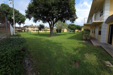 Copropriété à louer à Oakland Park, Floride: 1 chambre, 39.67 m2 № 2432255 - photo 18