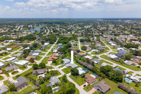 Villa ou maison à vendre à Port St. Lucie, Floride: 3 chambres, 199.65 m2 № 2188526 - photo 7
