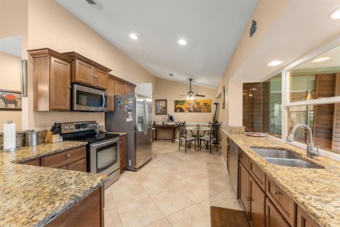 Villa ou maison à vendre à Port St. Lucie, Floride: 3 chambres, 199.65 m2 № 2188526 - photo 30