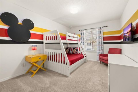 Touwnhouse à vendre à Kissimmee, Floride: 5 chambres, 213.12 m2 № 2224531 - photo 15