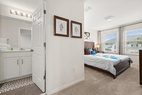 Touwnhouse à vendre à Kissimmee, Floride: 5 chambres, 213.12 m2 № 2224531 - photo 19