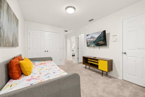 Touwnhouse à vendre à Kissimmee, Floride: 5 chambres, 213.12 m2 № 2224531 - photo 12