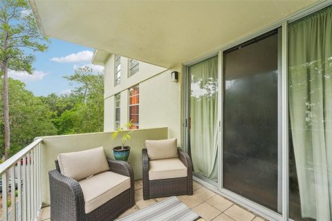 Condo in Gainesville, Florida, 1 bedroom № 2196773 - photo 25