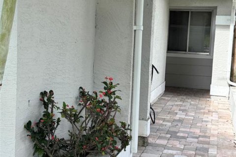 Casa en venta en Orlando, Florida, 3 dormitorios, 112.97 m2 № 1904199 - foto 3