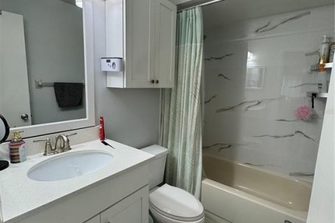 Casa en venta en Orlando, Florida, 3 dormitorios, 112.97 m2 № 1904199 - foto 9