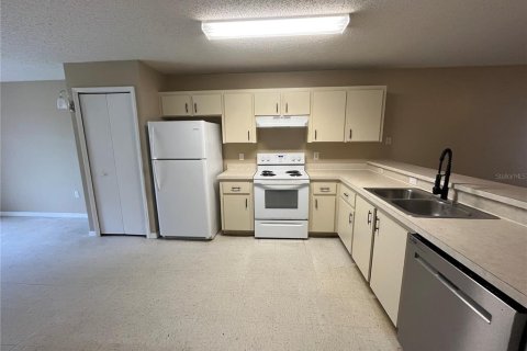 Apartamento en alquiler en Kissimmee, Florida, 3 dormitorios, 125.05 m2 № 1853138 - foto 9