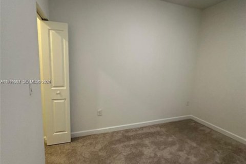 Townhouse in Homestead, Florida 3 bedrooms, 149.76 sq.m. № 2067624 - photo 30