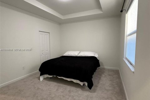 Townhouse in Homestead, Florida 3 bedrooms, 149.76 sq.m. № 2067624 - photo 25