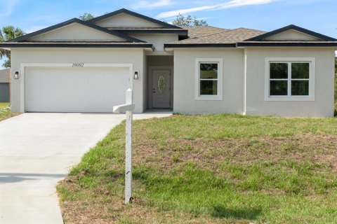Villa ou maison à vendre à Port Charlotte, Floride: 3 chambres, 165.37 m2 № 1687960 - photo 1