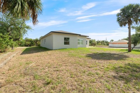 Villa ou maison à vendre à Port Charlotte, Floride: 3 chambres, 165.37 m2 № 1687960 - photo 18