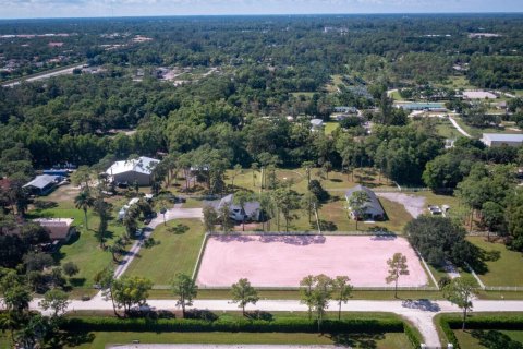 Casa en alquiler en Loxahatchee Groves, Florida, 4 dormitorios, 364.36 m2 № 1100689 - foto 1