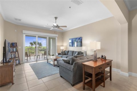 Condominio en venta en Palm Coast, Florida, 3 dormitorios, 156.26 m2 № 2216683 - foto 11