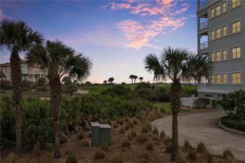 Condominio en venta en Palm Coast, Florida, 3 dormitorios, 156.26 m2 № 2216683 - foto 22