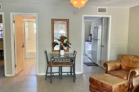 Condo in Mount Dora, Florida, 2 bedrooms  № 1914765 - photo 17