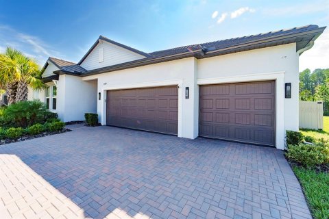 Casa en venta en Land O' Lakes, Florida, 3 dormitorios, 256.32 m2 № 1909930 - foto 2