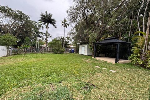 Casa en venta en Hollywood, Florida, 2 dormitorios, 92.9 m2 № 1995180 - foto 16