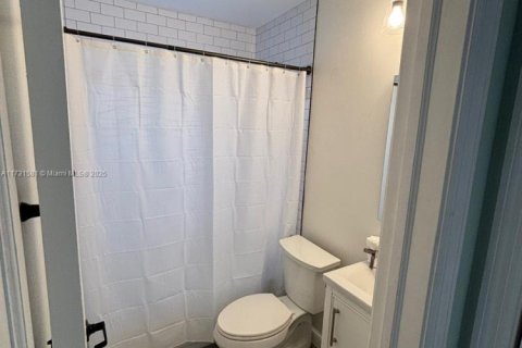 Casa en venta en Hollywood, Florida, 2 dormitorios, 92.9 m2 № 1995180 - foto 13