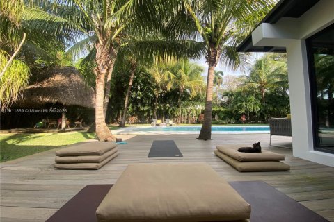 Casa en venta en El Portal, Florida, 3 dormitorios, 181.16 m2 № 1969570 - foto 14