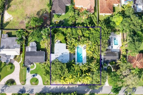 Casa en venta en El Portal, Florida, 3 dormitorios, 181.16 m2 № 1969570 - foto 25