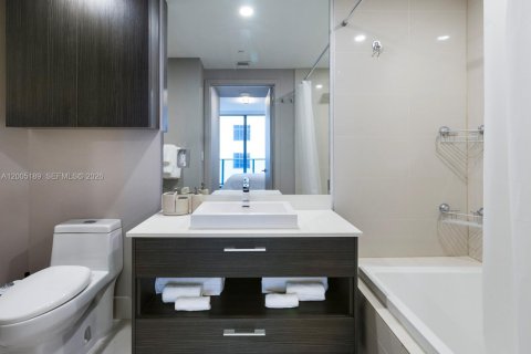 Снять в аренду кондоминиум в Майами, Флорида 1 спальня, 72.09м2, № 2070399 - фото 6