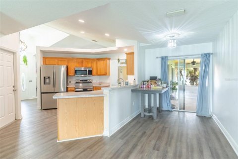 House in Kissimmee, Florida 4 bedrooms, 182 sq.m. № 2100896 - photo 9