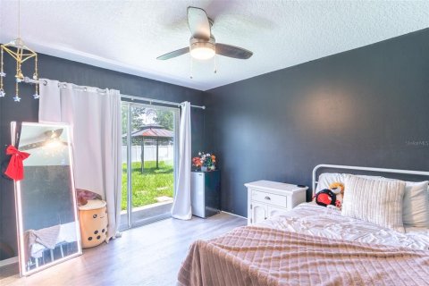 House in Kissimmee, Florida 4 bedrooms, 182 sq.m. № 2100896 - photo 18