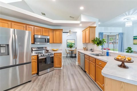 House in Kissimmee, Florida 4 bedrooms, 182 sq.m. № 2100896 - photo 6