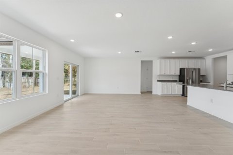 House in Port St. Lucie, Florida 4 bedrooms, 218.32 sq.m. № 2082745 - photo 13